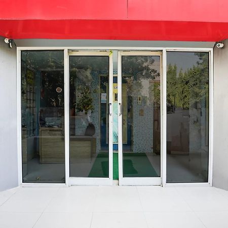 Hotel O Vibrant Residency Ahmedabad Exteriör bild