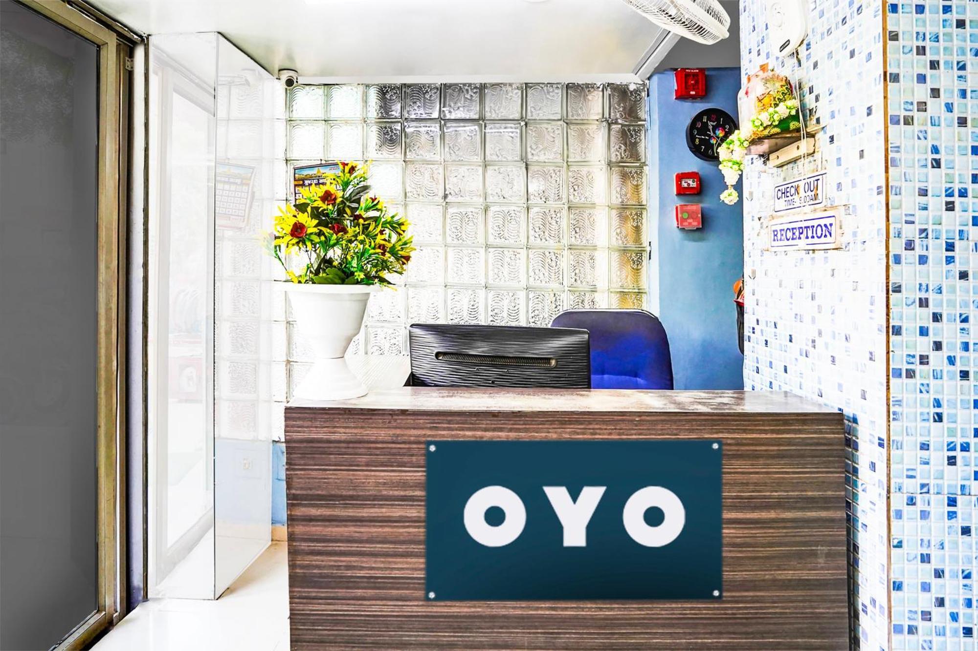 Hotel O Vibrant Residency Ahmedabad Exteriör bild