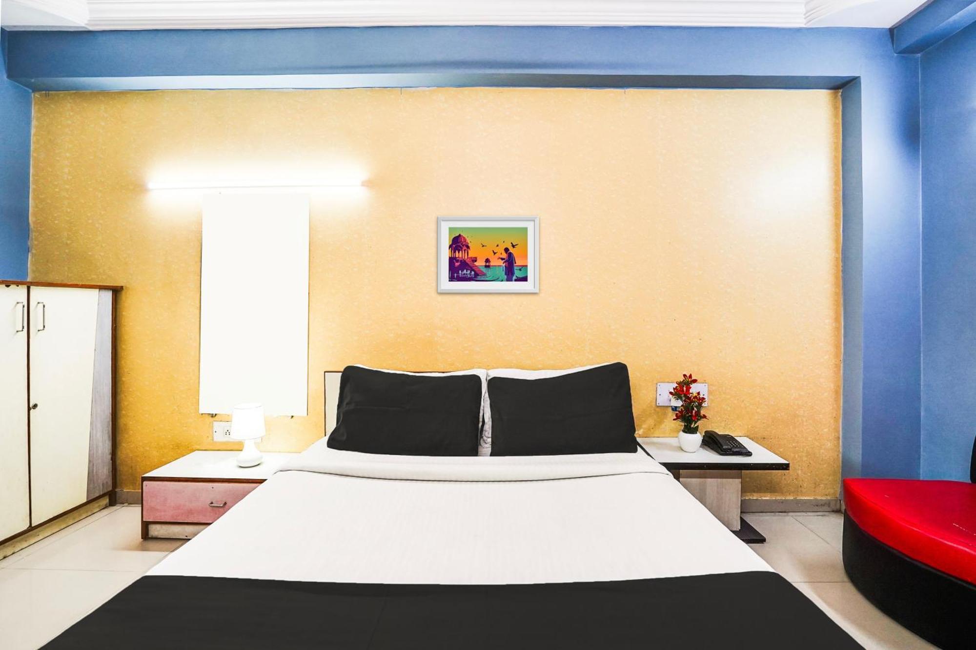 Hotel O Vibrant Residency Ahmedabad Exteriör bild