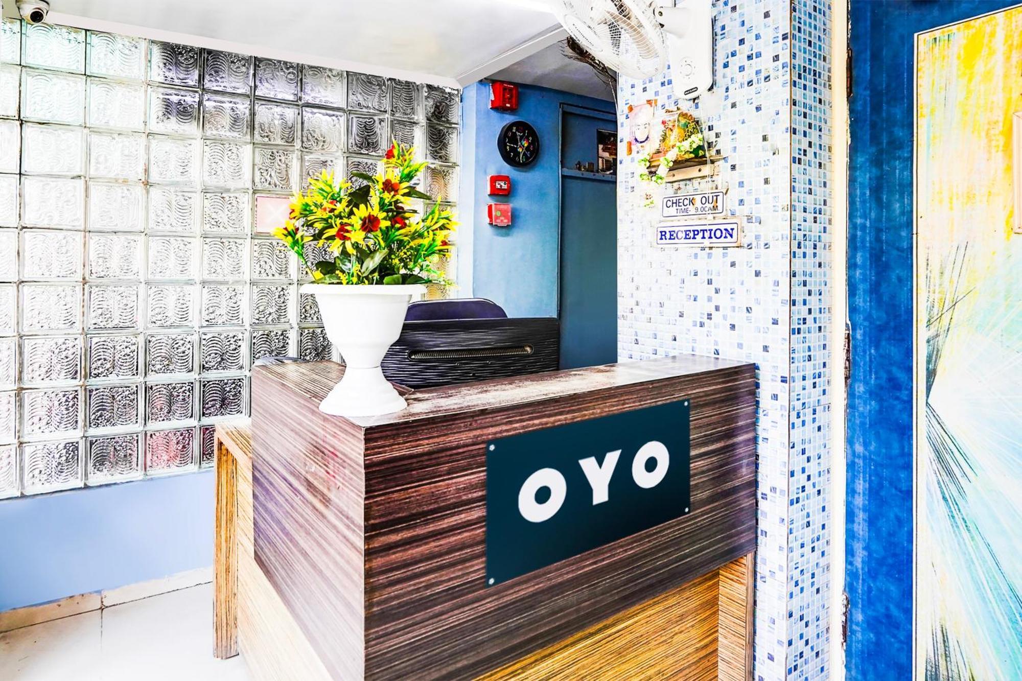 Hotel O Vibrant Residency Ahmedabad Exteriör bild