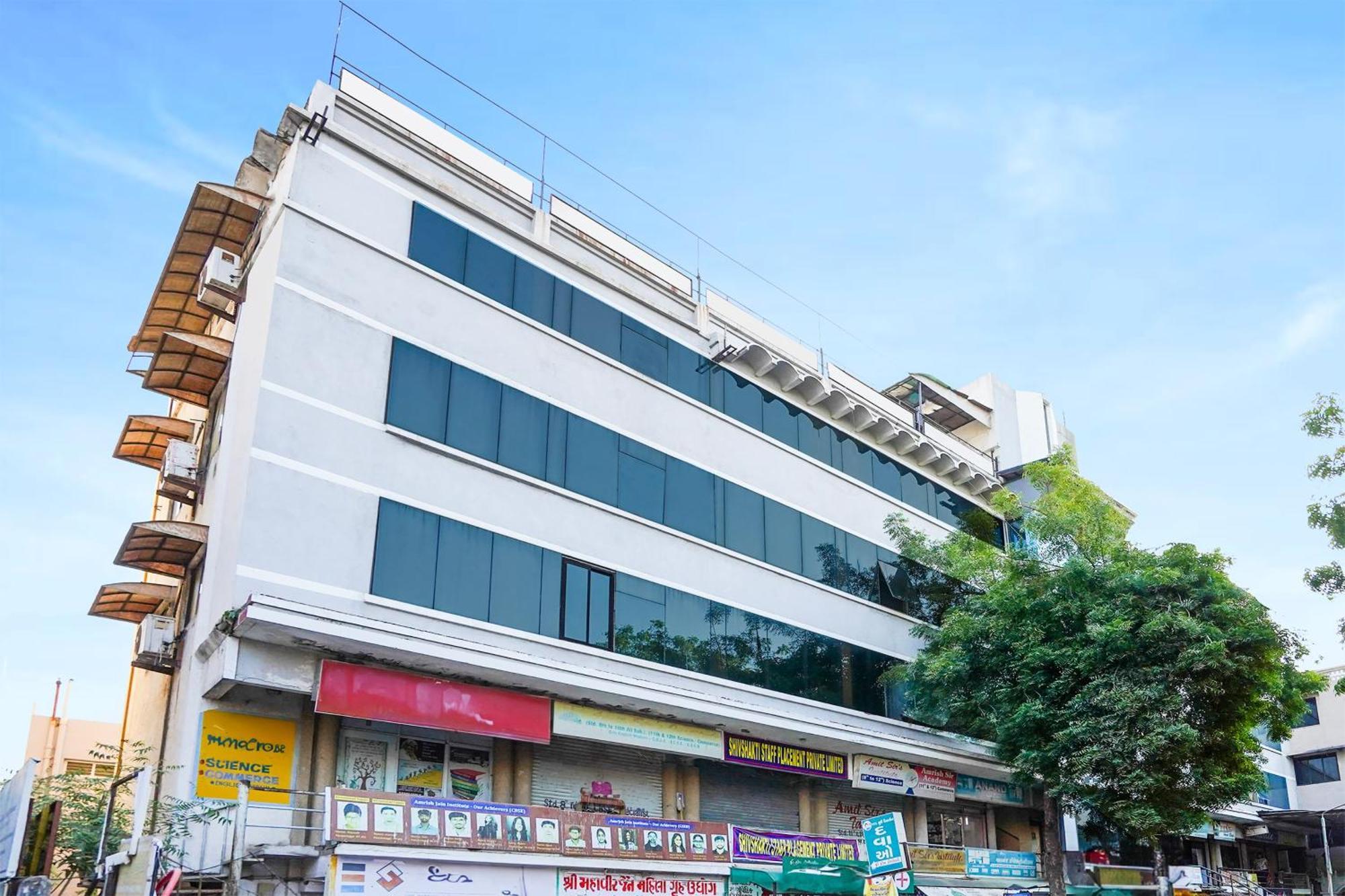 Hotel O Vibrant Residency Ahmedabad Exteriör bild