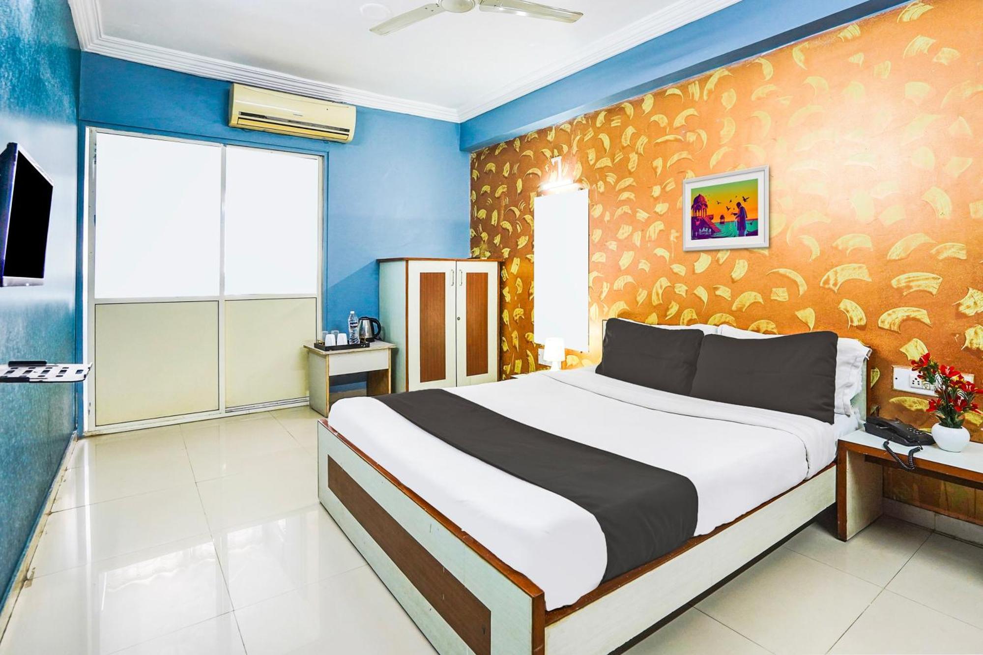 Hotel O Vibrant Residency Ahmedabad Exteriör bild